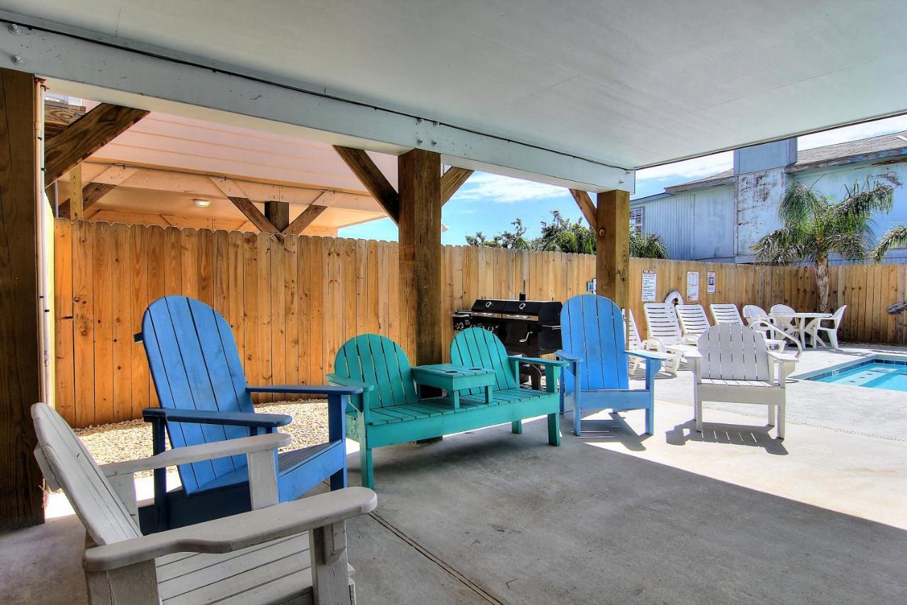 Bikinis And Martinis - House Villa Port Aransas Exterior photo