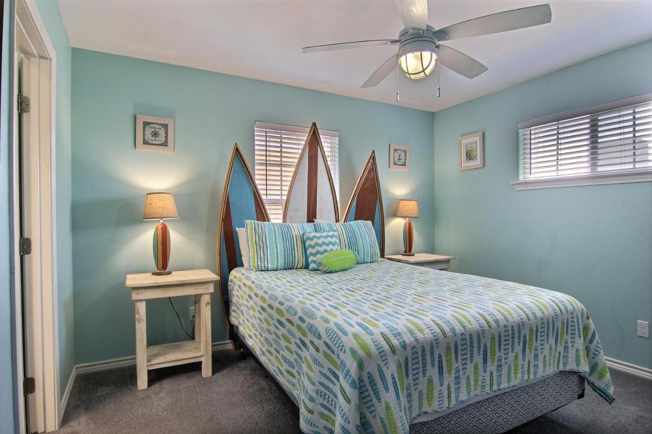 Bikinis And Martinis - House Villa Port Aransas Exterior photo